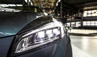 汽车换个灯怎么辣么贵？猫腻全在这儿，汽车玻璃也有讲究